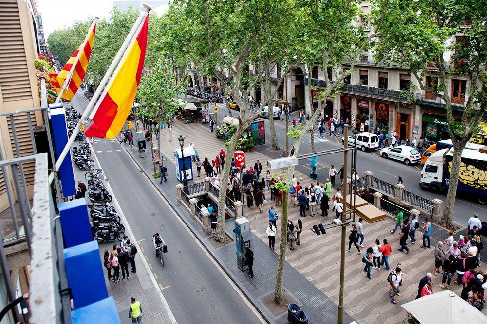 Hostal Bcn Ramblas Barcelona Exterior foto