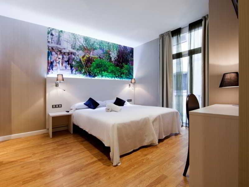 Hostal Bcn Ramblas Barcelona Exterior foto